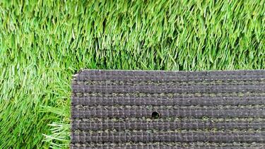 Elige el mejor césped artificial para tu jardín o terraza