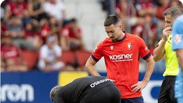 Iker Muñoz en el momento que sufrió la lesión.