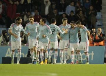 1-0. Nolito celebró el primer tanto con sus compañeros.