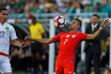 Alexis Sánchez registra 100 partidos con la Roja