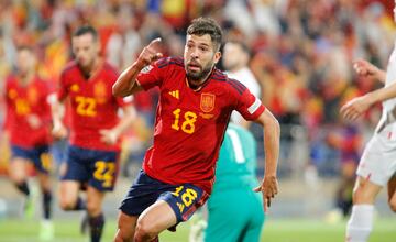 Los 16 jugadores con más partidos en la Selección