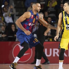 Un Barça en horas bajas desafía a un Fenerbahce en alza