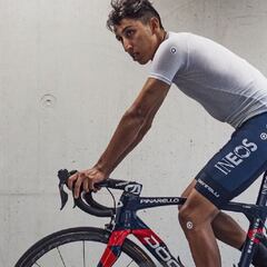 Egan Bernal mejora y tendrá dos cirugías más sin riesgo