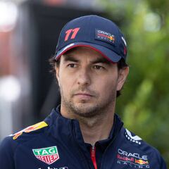 Leyenda de la Fórmula 1 señala la crisis que puede causar Red Bull si no apoyan a Checo Pérez