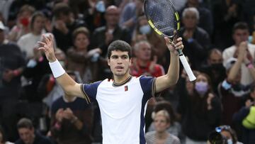 Carlos Alcaraz of Spain celebrates his first round victory over Pierre-Hughes Herbert of France during day 2 of the Rolex Paris Masters 2021, an ATP Masters 1000 tennis tournament on November 2, 2021 at Accor Arena in Paris, France - Photo Jean Catuffe / DPPI
 AFP7 
 02/11/2021 ONLY FOR USE IN SPAIN