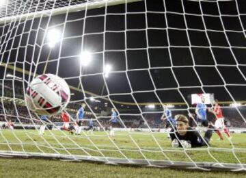 Suiza-Estonia. El portero Sergei Pareiko.