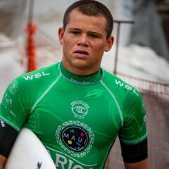 El niño prodigio del surf que deslumbró a Arica e idolatra a Neymar