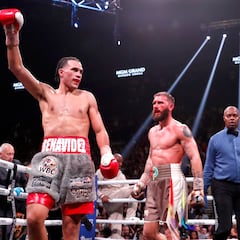 Benavidez no ve en peligro la pelea contra Canelo Álvarez