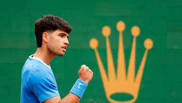 ROQUEBRUNE CAP MARTIN (France), 07/04/2026.- Carlos Alcaraz of Spain reacts during his match against Sebastian Baez of Argentina at the ATP Monte Carlo Masters tennis tournament in Roquebrune Cap Martin, France, 07 April 2026. (Tenis, Francia, España) EFE/EPA/SEBASTIEN NOGIER