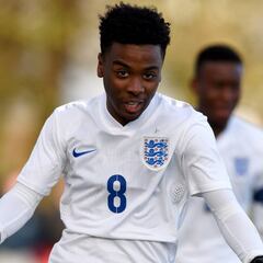 Angel Gomes, la perla del United que sigue el Barcelona