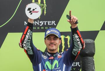 Gran homenaje a Ángel Nieto en Brno: podio con trío español