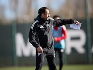 Antxón Muneta, entrenador del Mirandés.