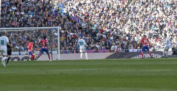 Cristiano Ronaldo makes it 1-0. (1-0)