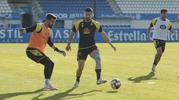 12/03/24 Entrenamiento Deportivo de La Coru?a
pablo Mart¨ªnez Germ¨¢n Parre?o