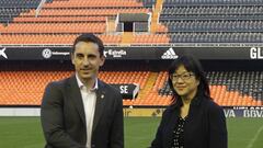 Gary Neville and club president Chan Lay Hoon. 