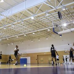 Barcelona-Madrid, liderato en juego y homenaje a Navarro