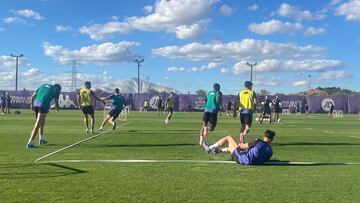 Aceves se entrena con el Promesas y Ferreira, con plan específico