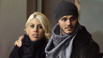 Icardi, con Wanda Nara, en el palco de San Siro.