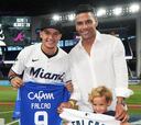 Falcao visita a los Miami Marlins e intercambia camiseta de Millonarios