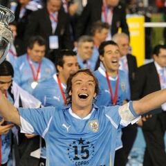 Leyenda de Uruguay quiere ver a Luis Suárez jugando en México