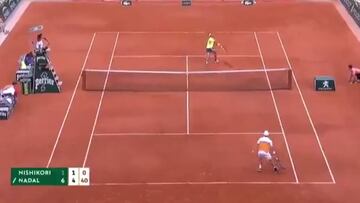 "¿Nadal tiene alas?": el vuelo que fascina a Roland Garros