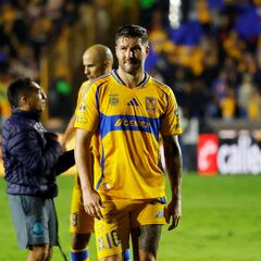 Tigres le pone el ejemplo a Chivas y golea en su amistoso