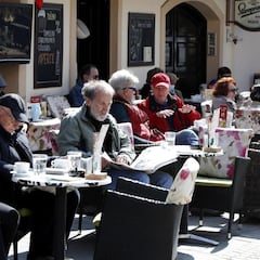 Interior de bares: en qué casos se recomienda el cierre, por qué y comunidades afectadas