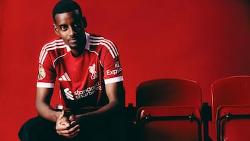 Alexander Isak, nuevo jugador del Liverpool.