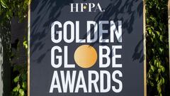 Vista del logotipo de los Golden Globe Awards de la HFPA, parte de un montaje que permite a los medios grabar previamente su stand en el Hotel Beverly Hills el 23 de febrero de 2021 en Beverly Hills.