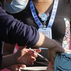 Calendario de Vacunación COVID hoy, viernes 8 de octubre: ¿quién recibe la tercera dosis de refuerzo?