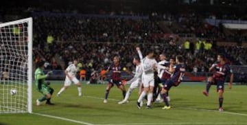 Al igual en la final de Champions, Ramos marcaría en la final del Mundialito de Clubes ante San Lorenzo de Almagro en el Grand Stade de Marrakech en Marruecos. Ya había marcado en la semifinal ante el Cruz Azul mexicano.