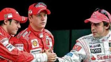 <b>INTERCAMBIO. </b>Felipe Massa parece dar el relevo a Fernando Alonso, un piloto al que en Inglaterra ya sitúan en la escudería italiana para el próximo año.