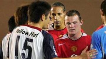 <b>POBRE IMAGEN.</B> El Manchester United no ofreció una buena imagen contra el Kashima.