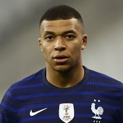 Mbappé pone fecha a su futuro