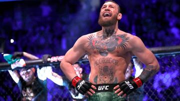 Conor McGregor celebra su victoria ante Donald Cerrone durante el UFC246 en el T-Mobile Arena de Las Vegas, Nevada.