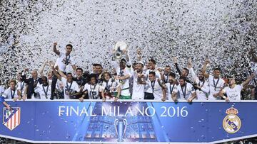 Los jugadores del Real Madrid celebraron as&iacute; el triunfo.