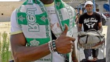 <b>EMANÁ. EL DESEADO.</b> El vuelo procedente de Toulouse aterrizó en Sevilla con milimétrica puntualidad.