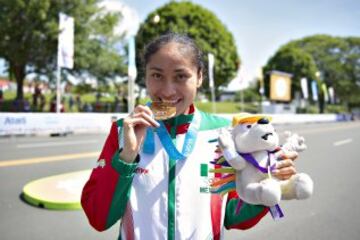 La marchista de 27 años es la actual campeona panamericana en la categoría de los 20 km. Logró la medalla de plata en el Campeonato Mundial de caminata celebrado en Roma en mayo pasado. 