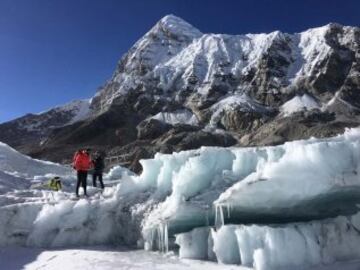 Everest: las imágenes de Alex Txikon en el glacial Khumbu