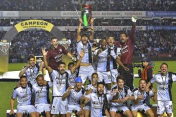 La crónica en imágenes del título de los Gallos en la Copa MX