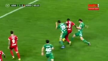 El delantero dejó un gran movimiento en el área, rápido y veloz, para que su equipo, el Lokomotiv de Moscú avanzase hacia los tres puntos.