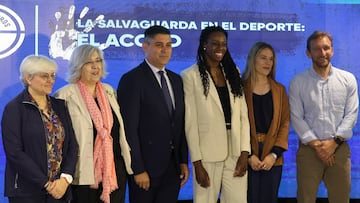 MADRID, 06/05/2025.- El presidente de AFE, David Aganzo inaugura la jornada organizada por la Asociación de Futbolistas Españoles (AFE) 'La salvaguarda en el deporte: El Acoso', este martes en Madrid. EFE/Alberto Aguado