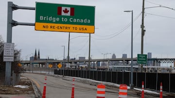 Girar por equivocación al Puente Ambassador, que conecta Detroit con Canadá, puede terminar en deportación para los inmigrantes.
