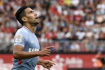 En imágenes Falcao y sus tres goles ante Dijon en Ligue 1