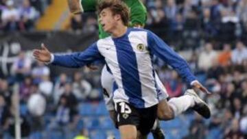 <b>DETERMINANTE. </b>Kiko reaccionó en el segundo tiempo y desbordó en varias ocasiones a De la Bella.