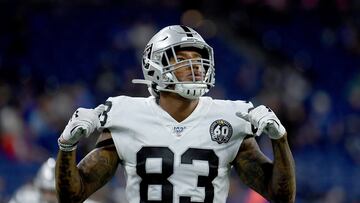 The Los Angeles Chargers tight ends coach has some high praise for one of their late-round draft picks, comparing him to a former top TE in the league.