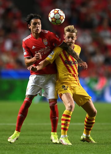 Darwin Núñez y Frenkie de Jong.