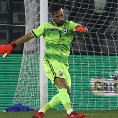 ¿Por quiénes votaron Claudio Bravo y Martín Lasarte en los premios The Best?