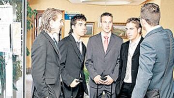 <b>CONCENTRADOS. </b>Los chicos de la Sub-17 ya están juntos.