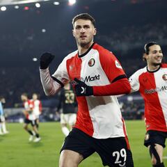 Santi Giménez da pistas sobre su futuro ¿se va del Feyenoord?